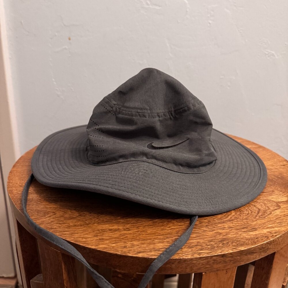 Nike Bucket Hat